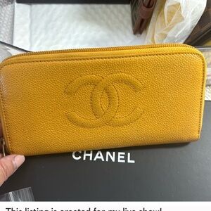 CHANEL Caviar Zip Around Wallet w/ box